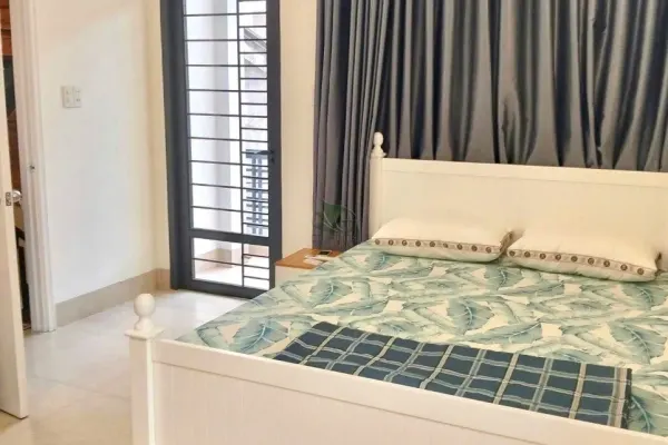 House, 3 спальни, 250.00 м² 3