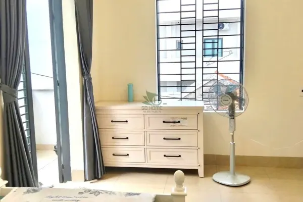 House, 3 спальни, 250.00 м² 5