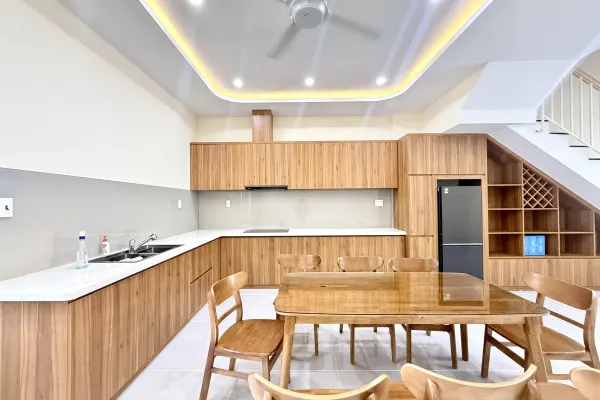 Дом, 3 спальни · 260 м² 3