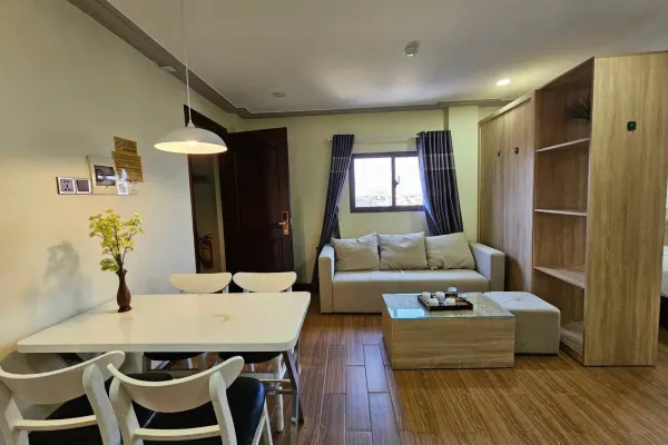 Apartment 7