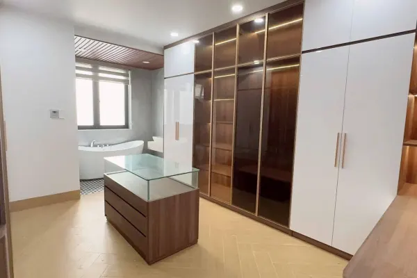 Дом, 3 спальни · 270 м² 4