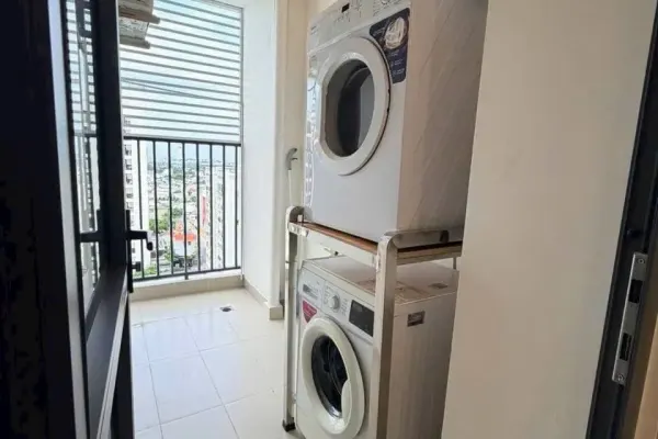 Квартира, 2 спальни · 75 м² 3