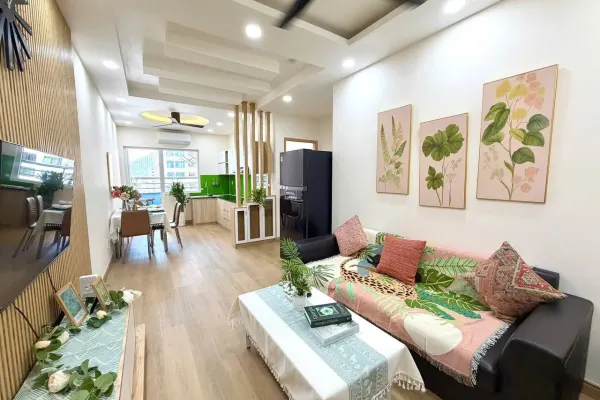 Apartment 5