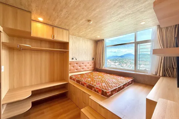 Квартира, 2 спальни · 68 м² 4