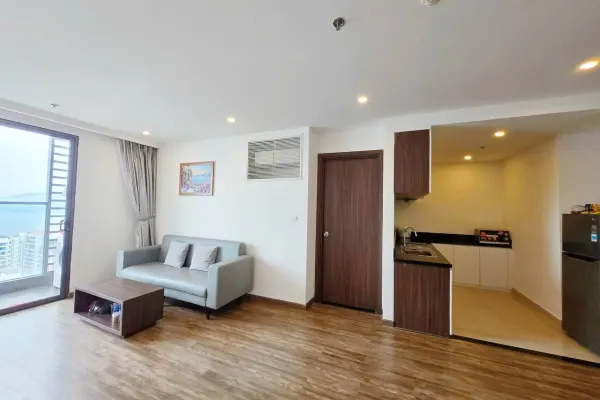 Квартира, 2 спальни · 80 м² 2