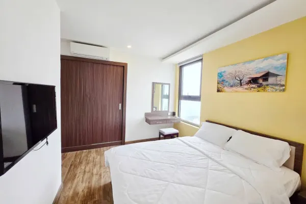 Квартира, 2 спальни · 80 м² 3