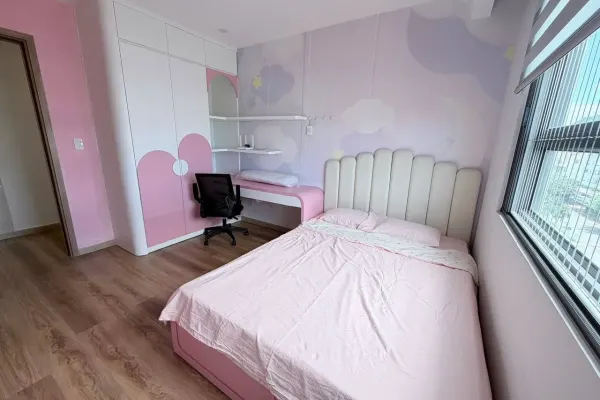 Квартира, 3 спальни · 98 м² 3