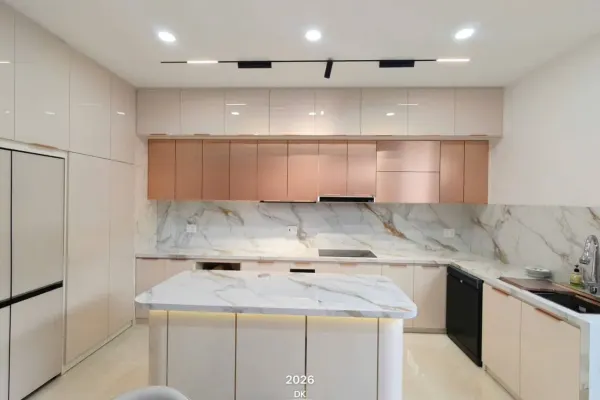 Дом, 3 спальни · 270 м² 5