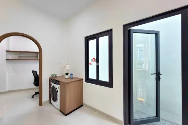 Квартира, 2 спальни · 77 м² 4
