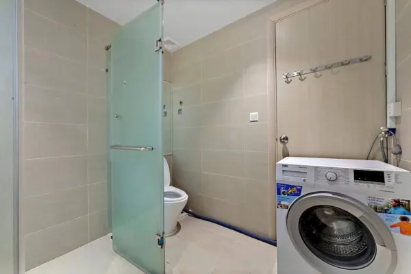 Квартира, 2 спальни · 71 м² 4