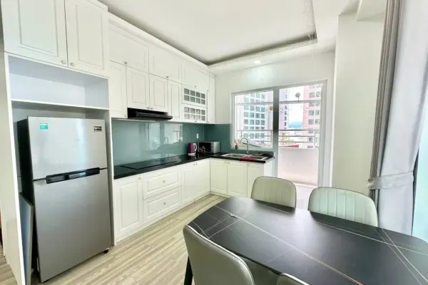 Квартира, 2 спальни · 68 м² 4