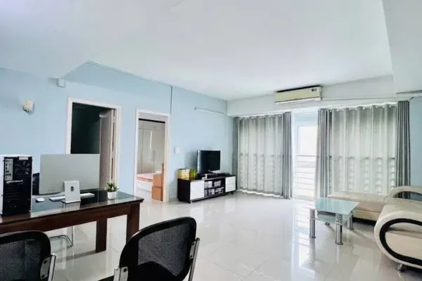Квартира, 2 спальни · 94 м²