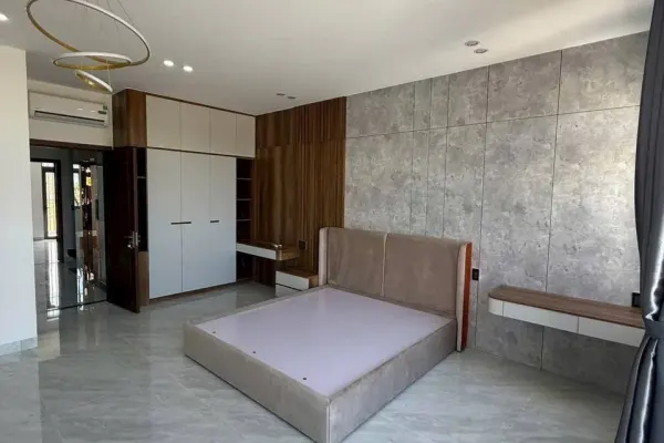 Дом, 3 спальни · 270 м² 4