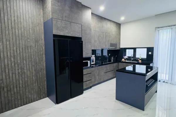 House, 3 спальни, 270.00 м² 2