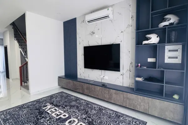 House, 3 спальни, 270.00 м² 3