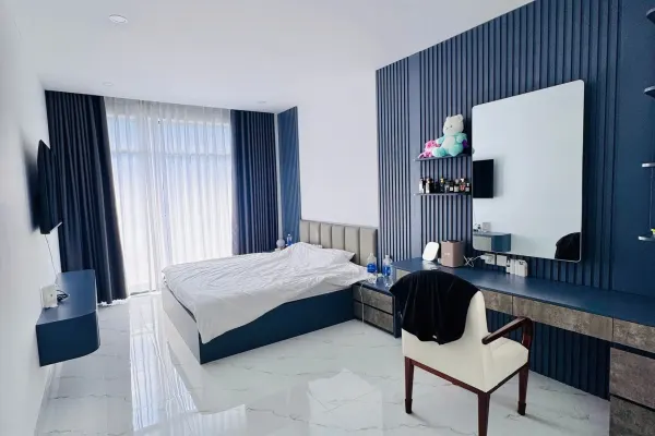 House, 3 спальни, 270.00 м² 4