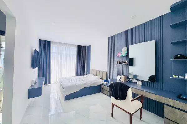 House, 3 спальни, 270.00 м² 5