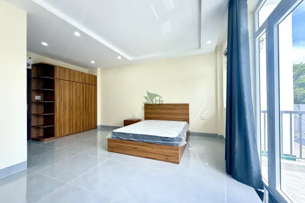 House, 3 спальни, 260.00 м²