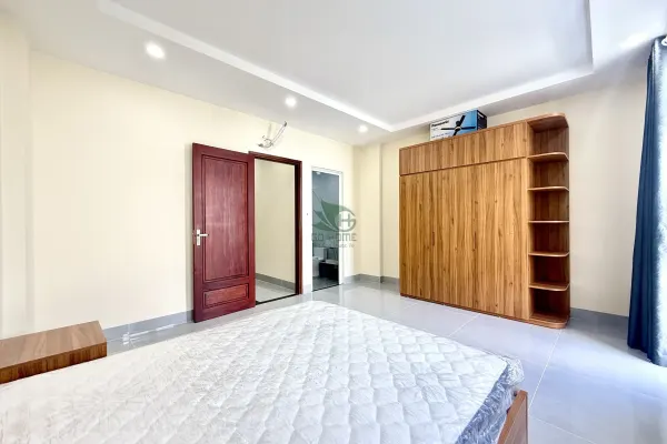 House, 3 спальни, 260.00 м² 5
