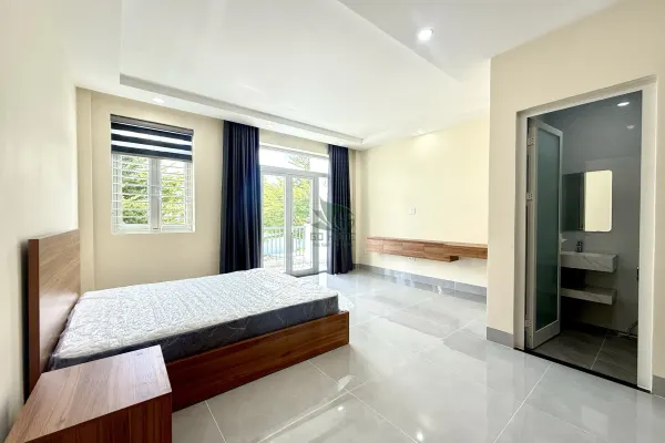 House, 3 спальни, 260.00 м² 9