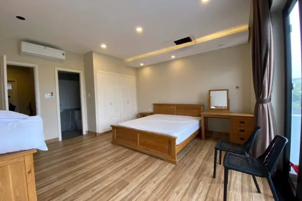 Дом, 4 спальни · 270 м² 5