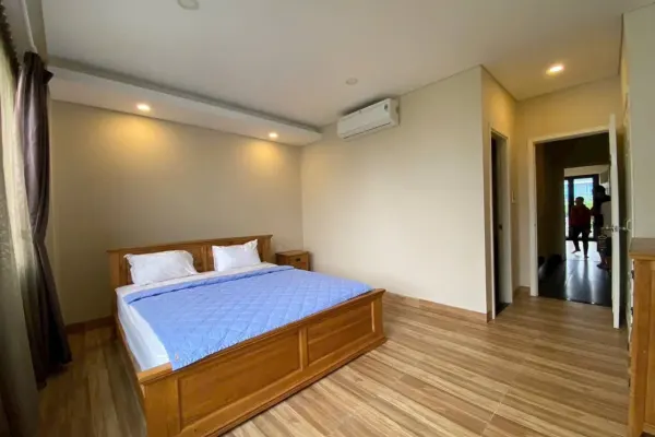 Дом, 4 спальни · 270 м² 6