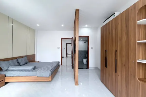 Дом, 3 спальни · 250 м² 6