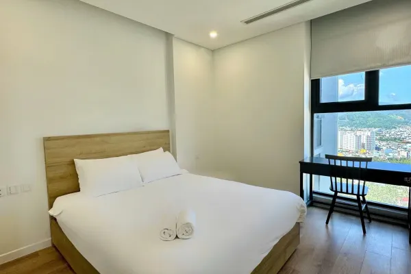 Квартира, 2 спальни · 80 м²