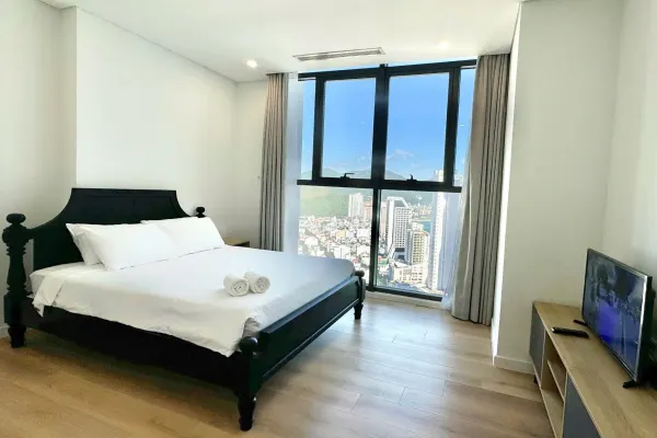 Квартира, 2 спальни · 80 м² 3