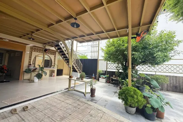 Дом, 5 спален · 300 м² 2