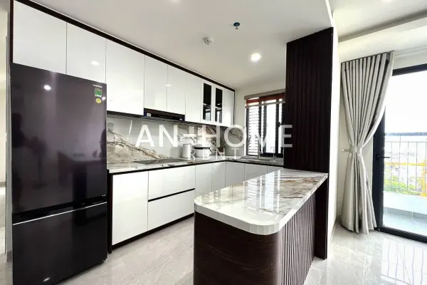 Квартира, 3 спальни · 92.8 м² 3