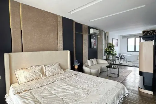 Дом, 3 спальни · 270 м² 4