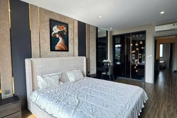 Дом, 3 спальни · 270 м² 6