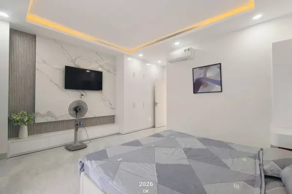 Дом, 3 спальни · 270 м² 4