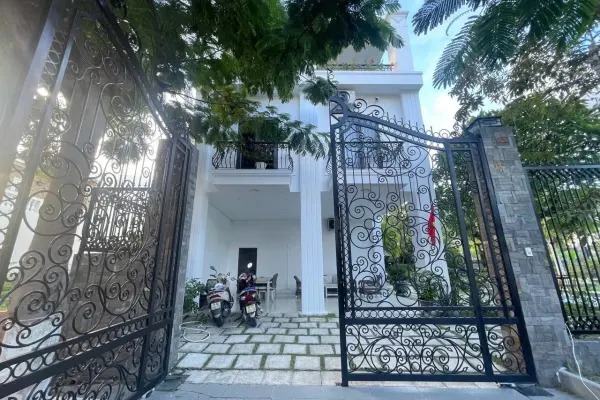Вилла, 6 спален · 650 м²