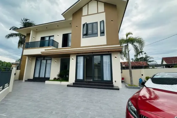Вилла, 3 спальни · 250 м²