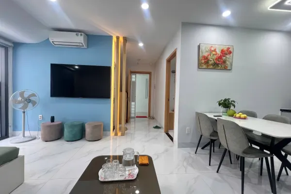 Квартира, 2 спальни · 60 м² 2