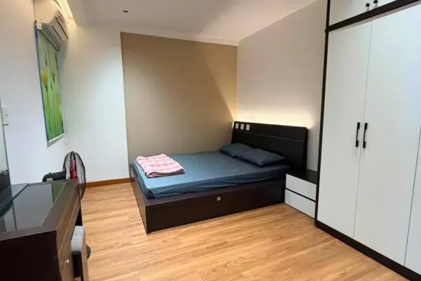 Квартира, 2 спальни · 70 м² 5