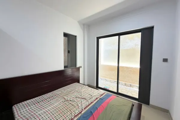 Квартира, 2 спальни · 70 м² 6