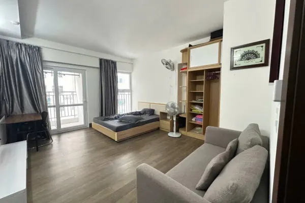 Квартира, 3 спальни · 160 м² 5