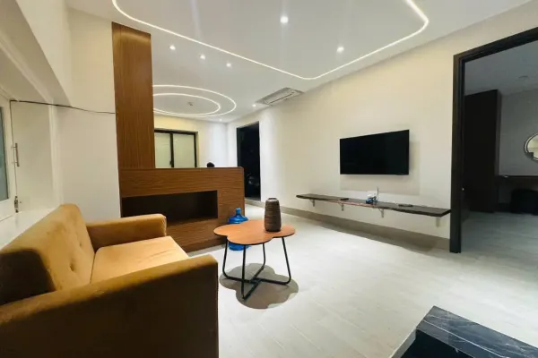 Квартира, 2 спальни · 75 м²