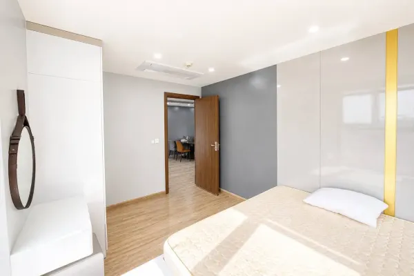 Квартира, 3 спальни · 90 м² 6