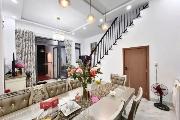 Дом, 3 спальни · 120 м²