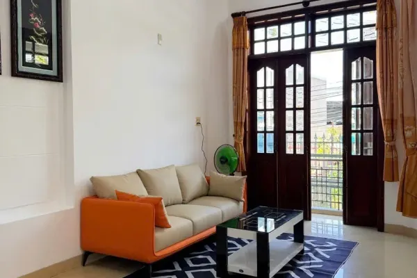 Дом, 3 спальни · 250 м² 3