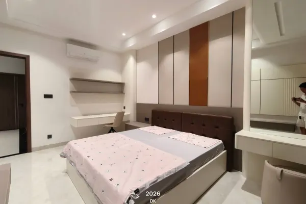 Дом, 3 спальни · 270 м² 4