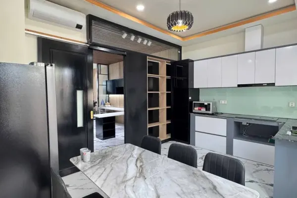 Дом, 3 спальни · 270 м² 6