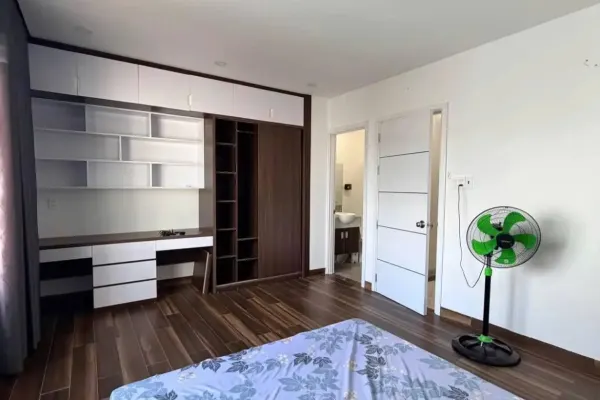 Дом, 3 спальни · 270 м² 4