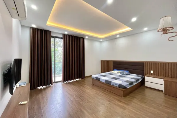 Дом, 4 спальни · 400 м² 7