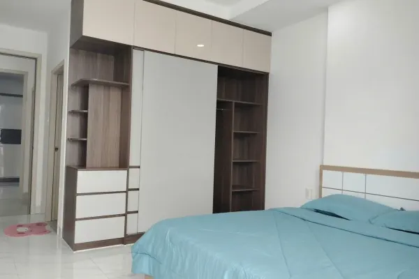 Квартира, 2 спальни · 83 м² 4