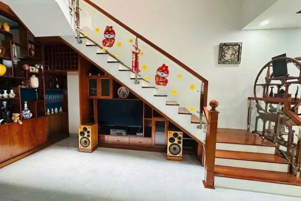 Дом, 3 спальни · 270 м² 2